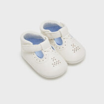 Pantofi nou-născut albi, Mayoral